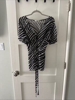 George Black & White Diagonal Stripe Tie-Front Blouse